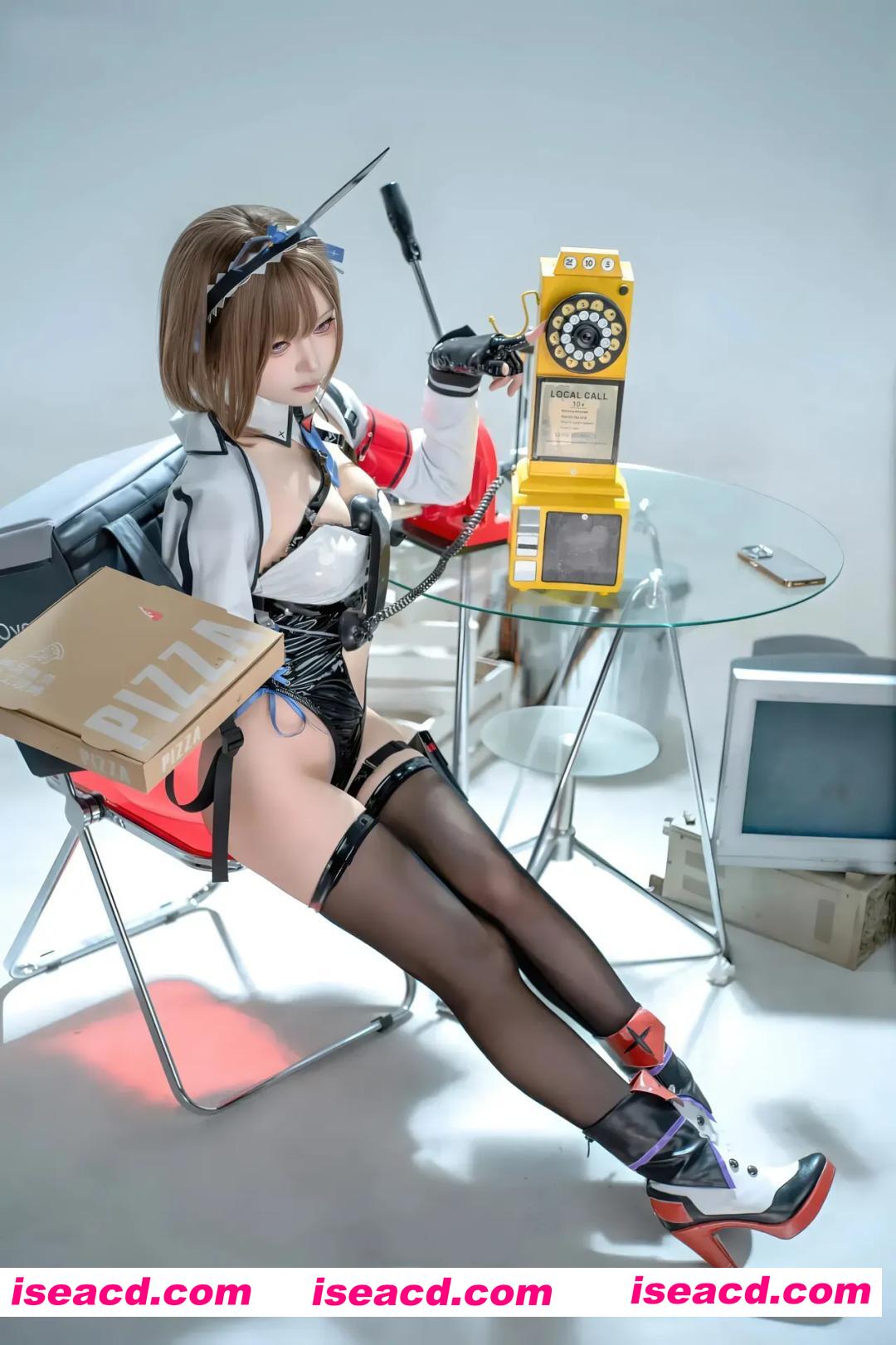 『套图』外卖兔女郎 小葵 – 矢量鱼[40P 276MB]