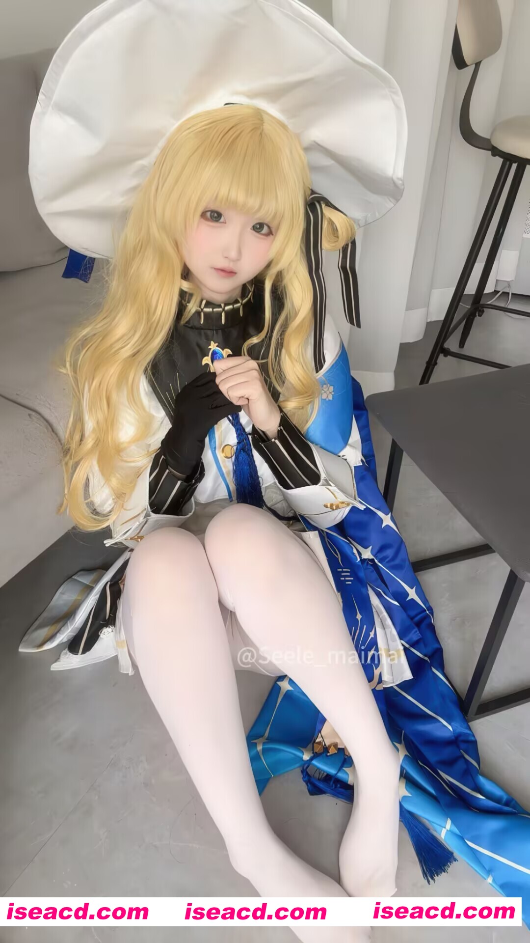图片[5]-[COSPLAY]Seele麦麦 – 鸣潮 菲比&卡提希娅·蓝色花海物语 [96P] [300M]-嘤嘤怪之家